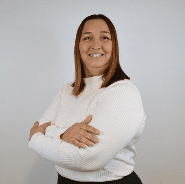 Foto da corretora Elaine Lemos