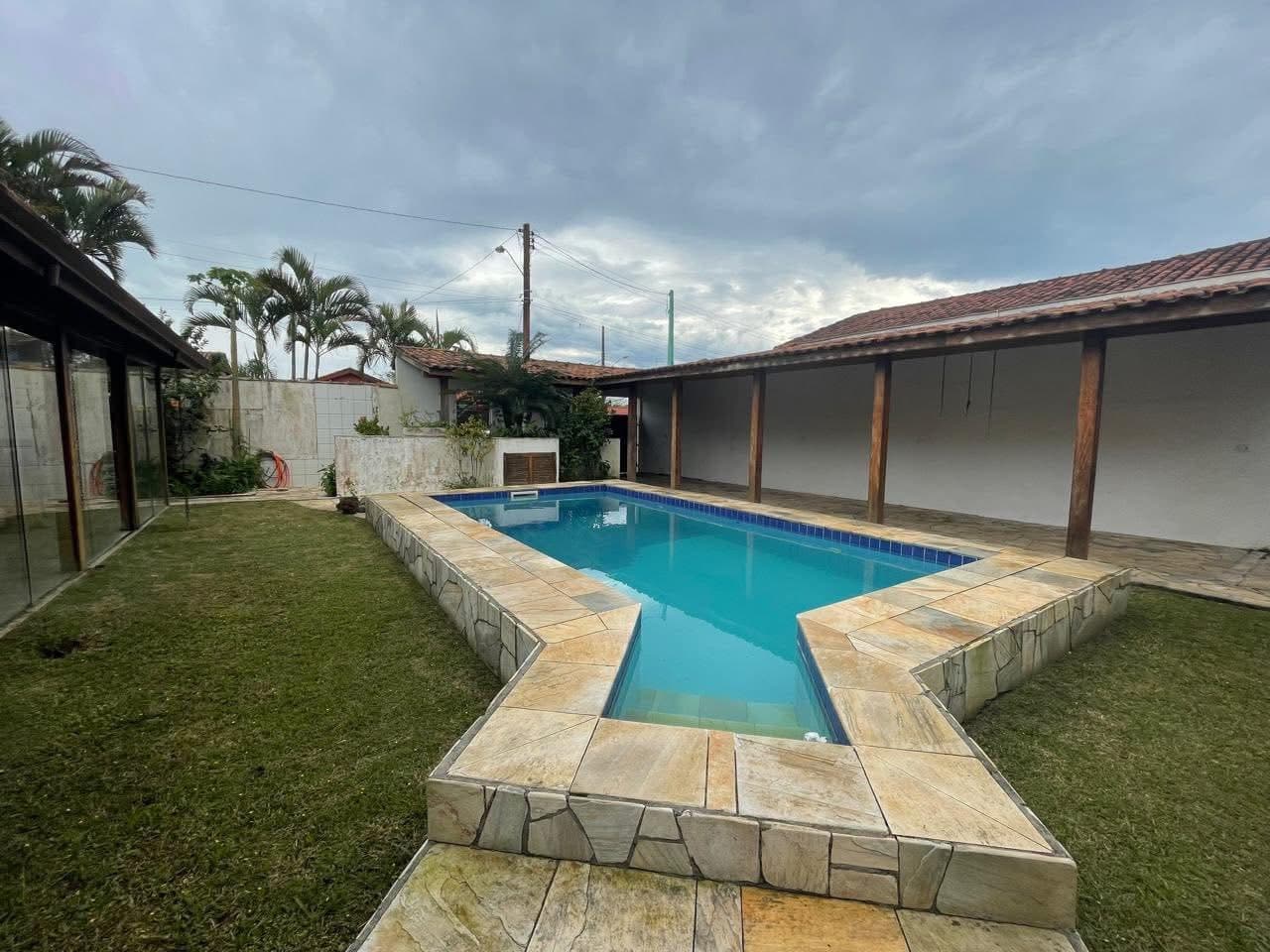 CASA BALNEÁRIO DI FRANCO